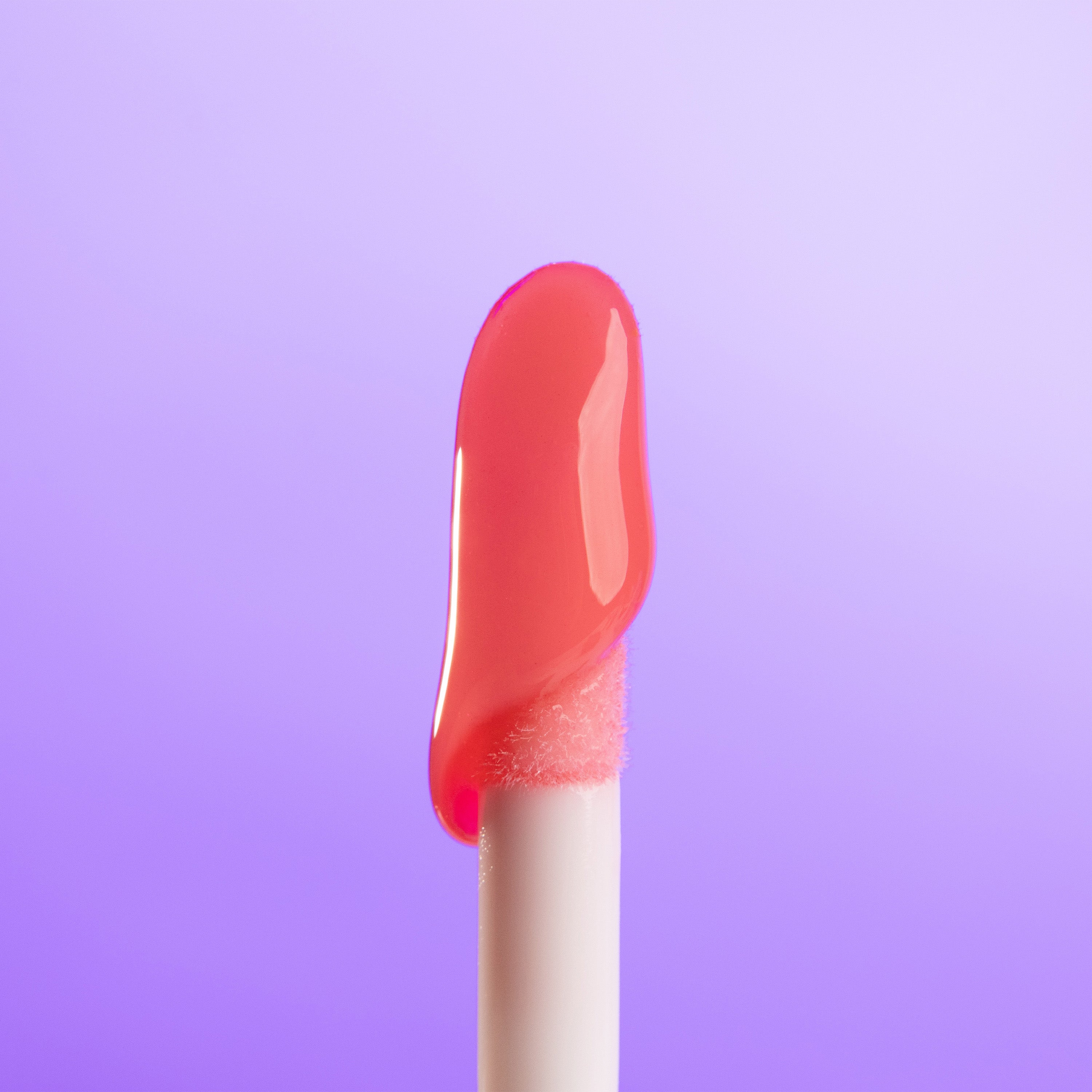 Chill out lip plumper crushing shade variant product shot