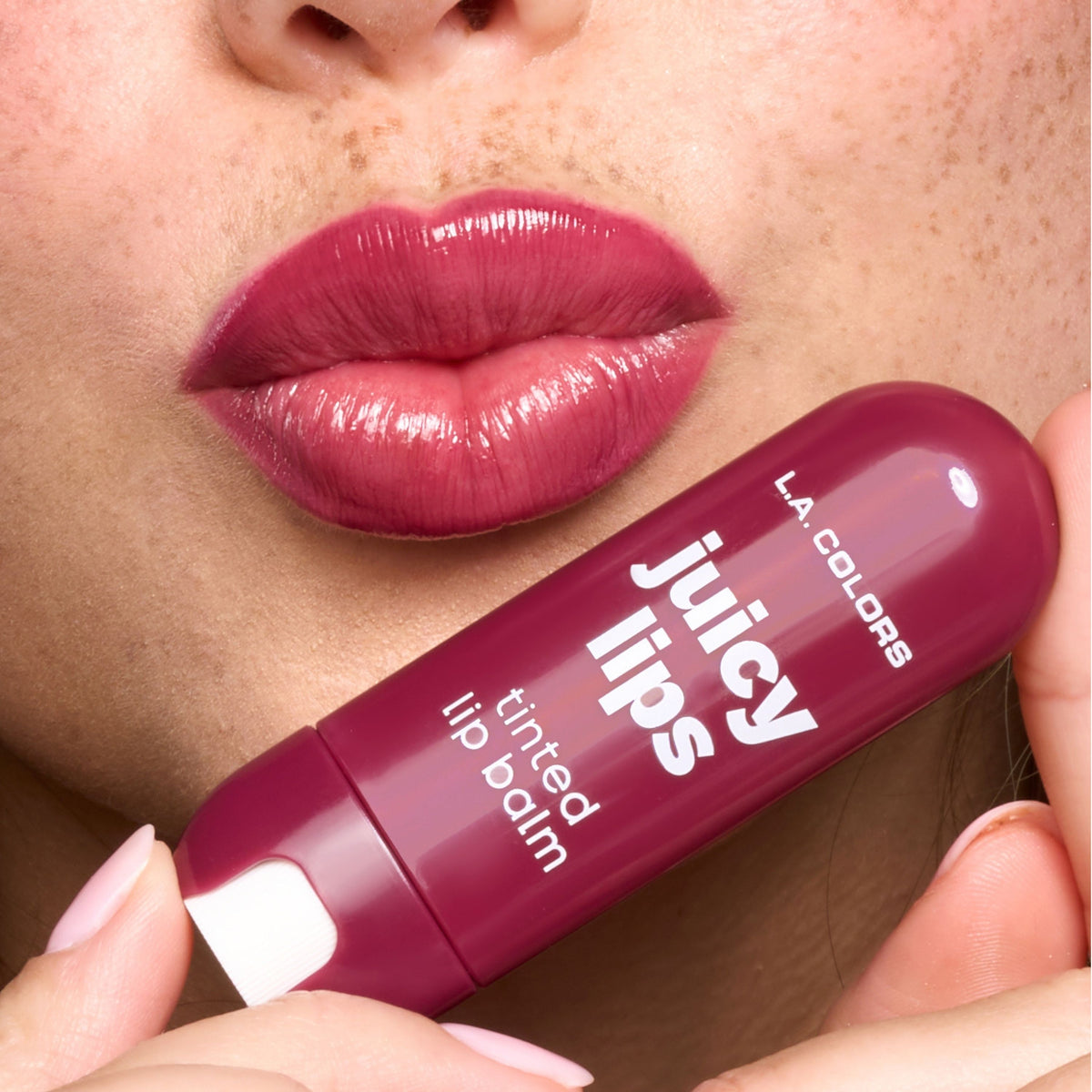 L.A. COLORS Juicy Lips Tinted Lip Balm — the juicy lip effect