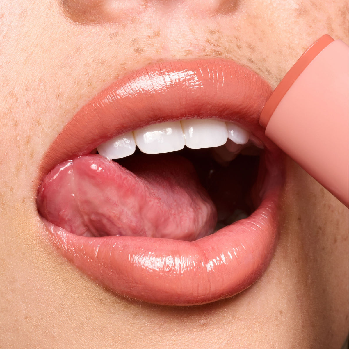 L.A. COLORS Juicy Lips Tinted Lip Balm — made for swiping