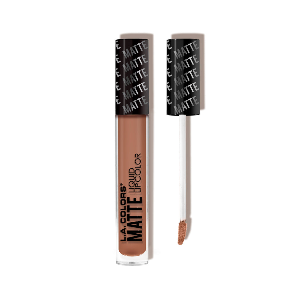 Liquid lip color outlet
